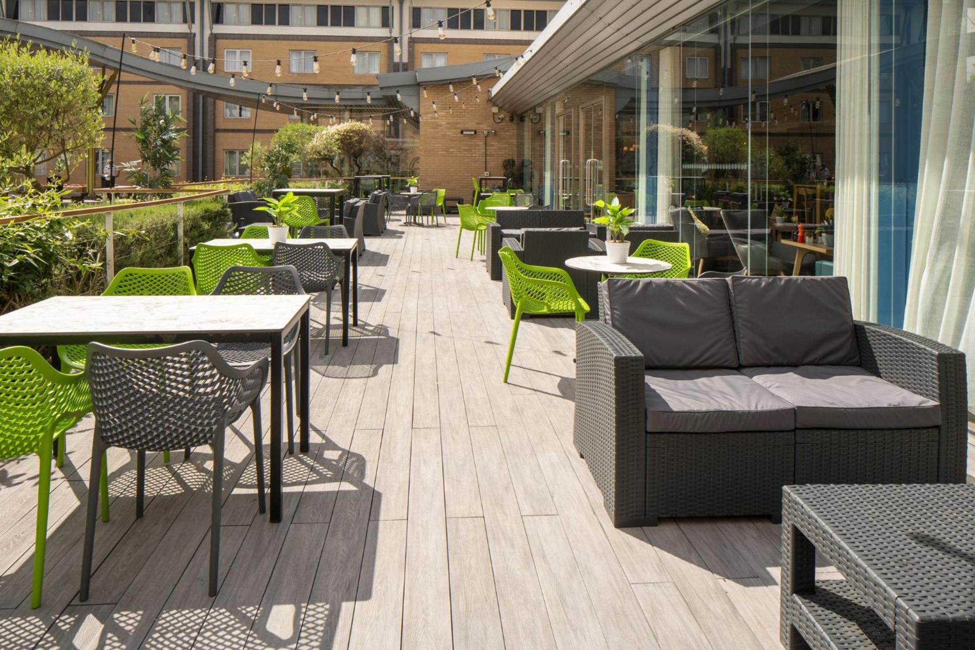 By Ihg Oxford